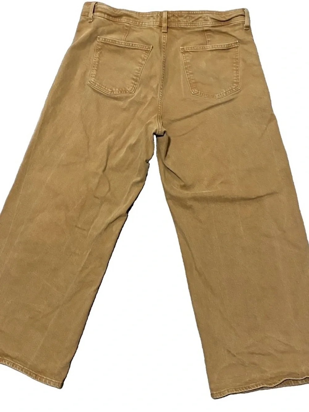 Universal Thread Women’s Wide-Leg Jeans in Camel Brown